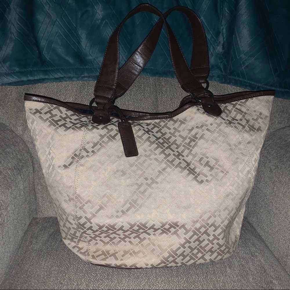 Tommy Hilfiger shoulder bag
